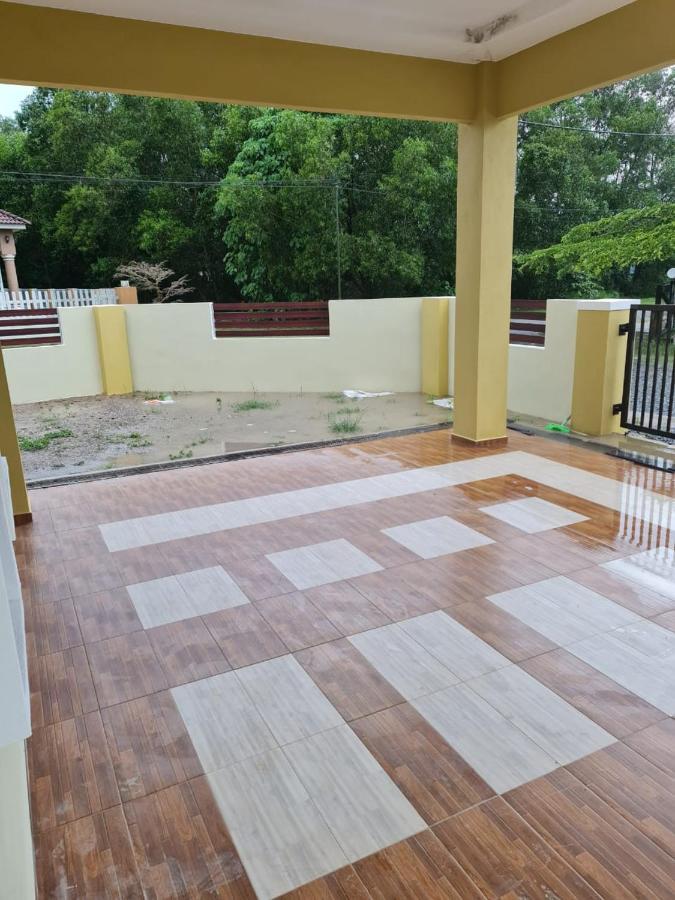Munirah Homestay Dungun Extérieur photo